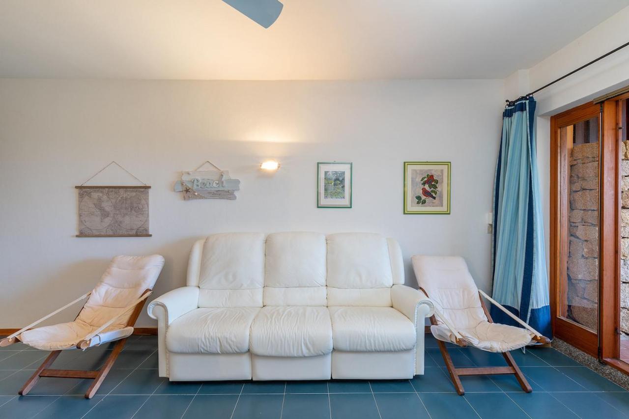 Residenze Coda Cavallo San Teodoro  Buitenkant foto