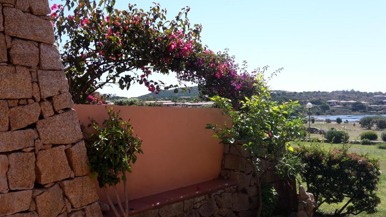 Residenze Coda Cavallo San Teodoro  Buitenkant foto