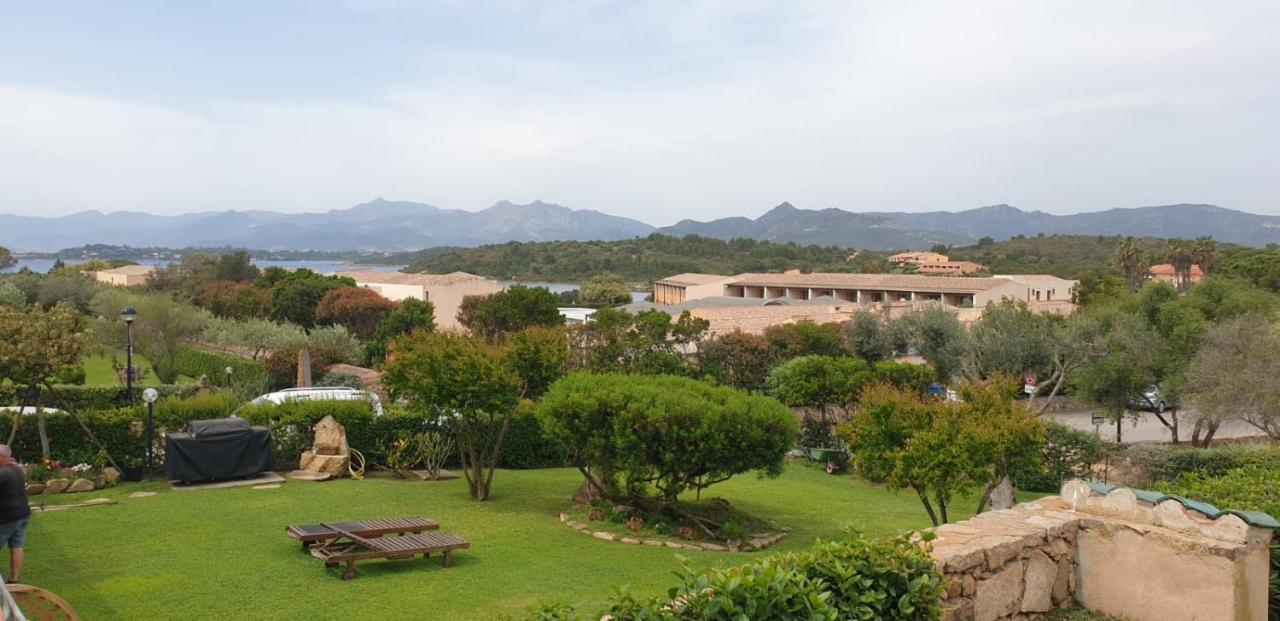 Residenze Coda Cavallo San Teodoro  Buitenkant foto