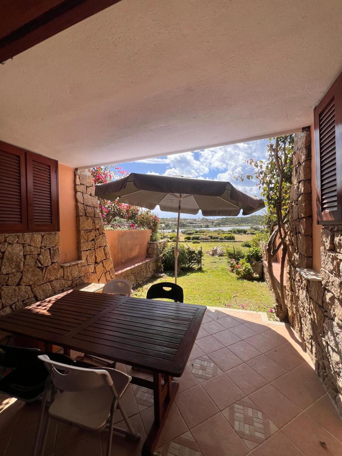 Residenze Coda Cavallo San Teodoro  Buitenkant foto