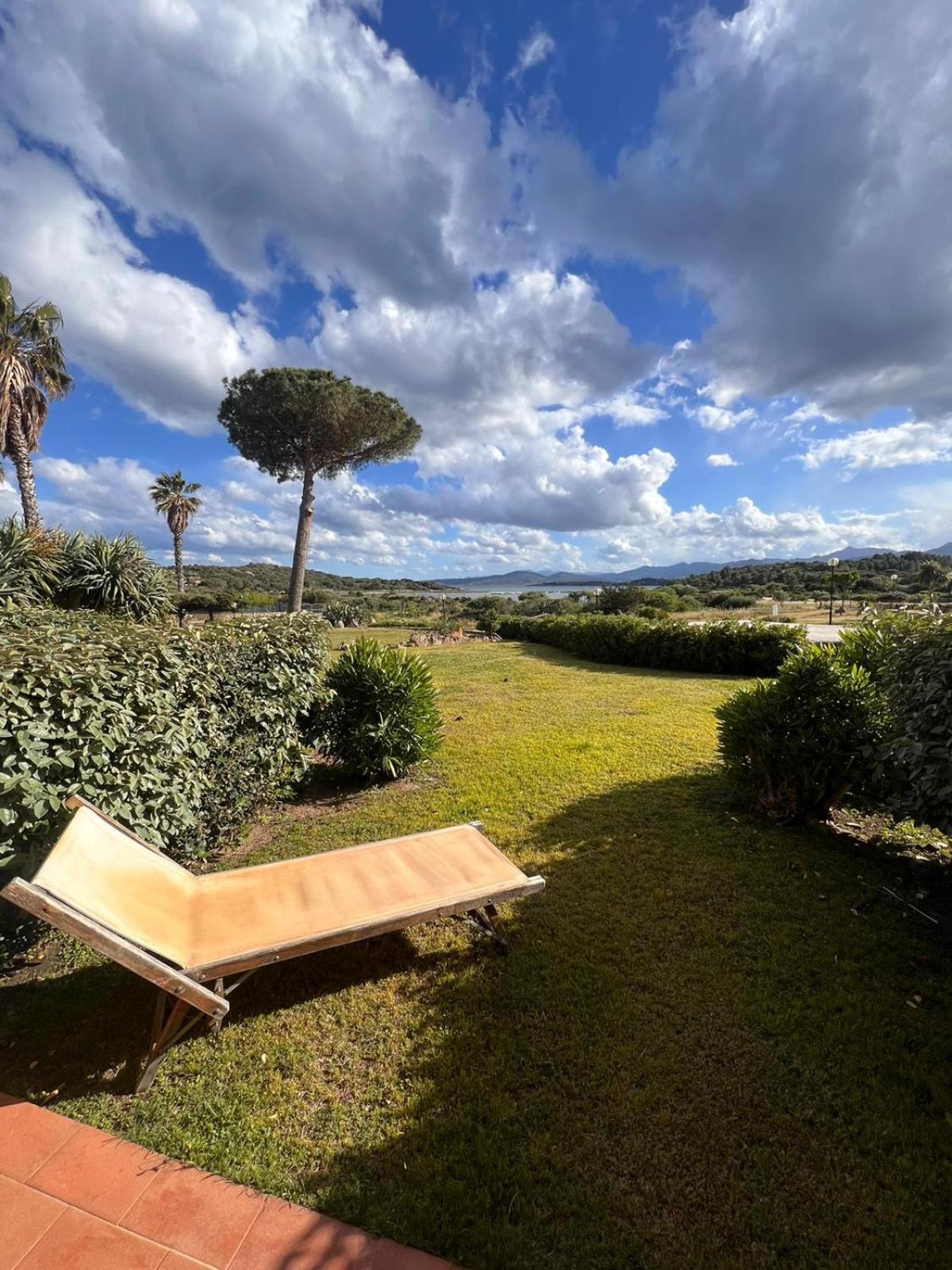 Residenze Coda Cavallo San Teodoro  Buitenkant foto