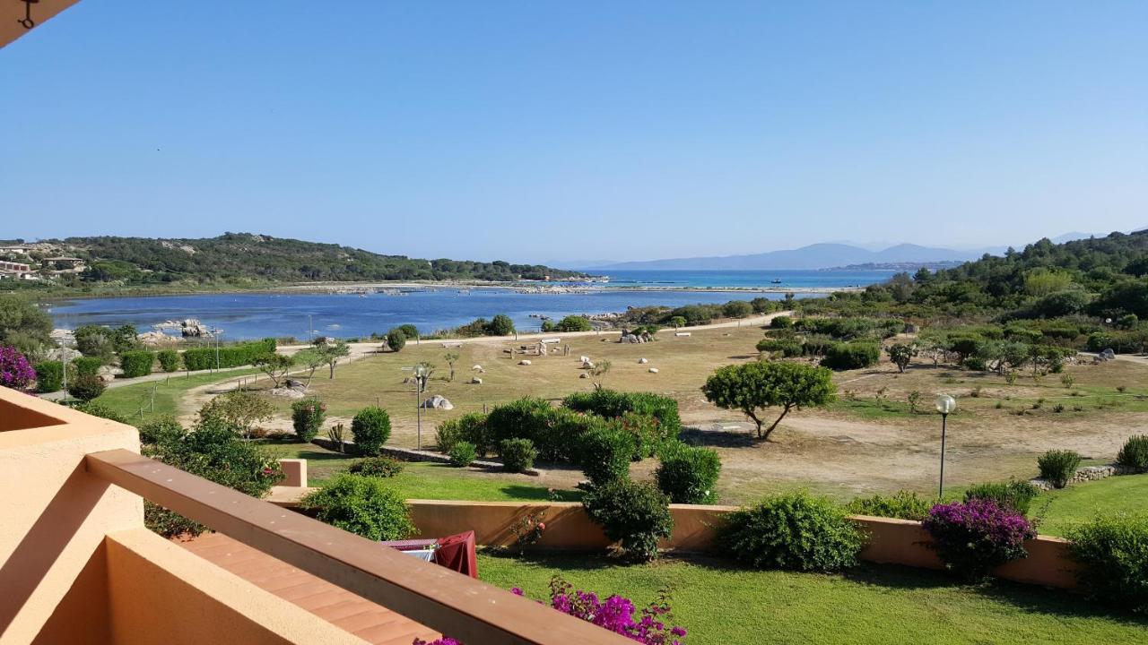 Residenze Coda Cavallo San Teodoro  Buitenkant foto